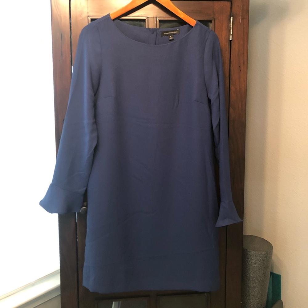 Dresses - Picture 2 of 4